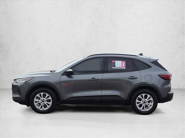 Certified 2025 Ford Escape Active w/ Cold Weather Package AWD/4WD image 9