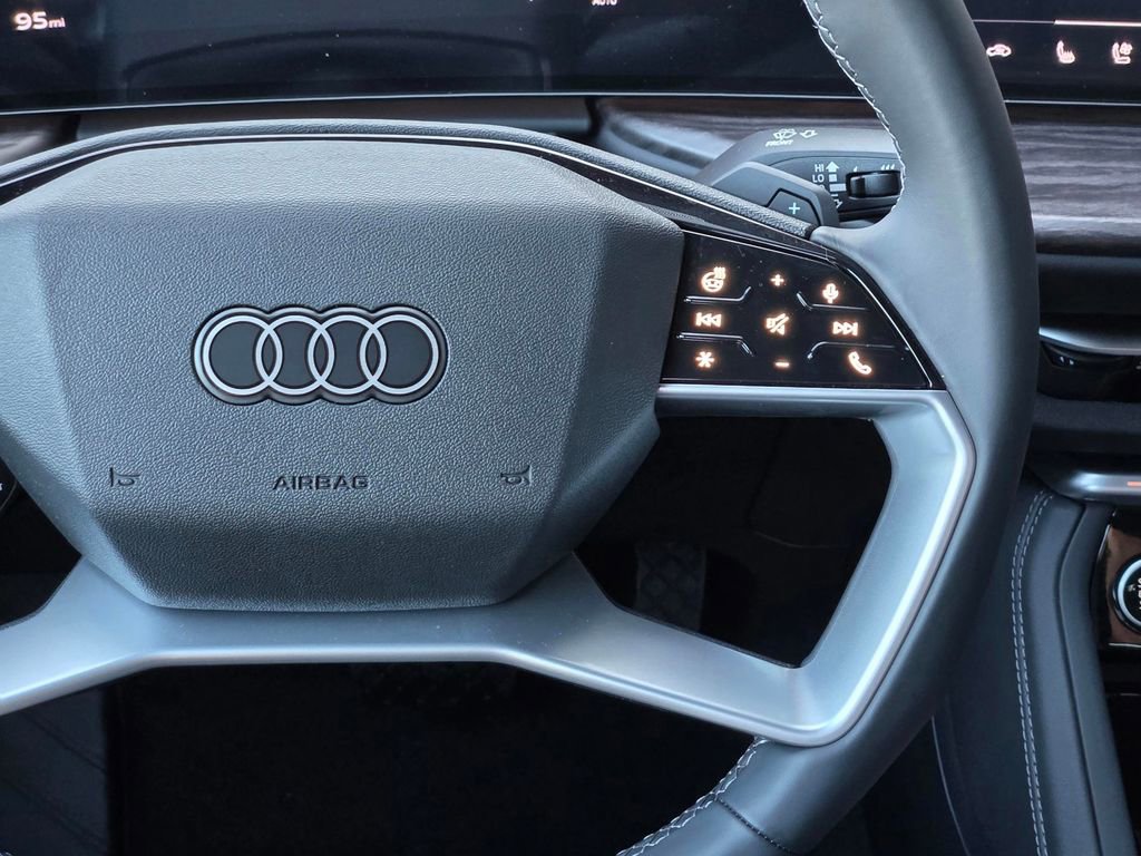 New 2025 Audi Q5 Premium Plus AWD/4WD image 16