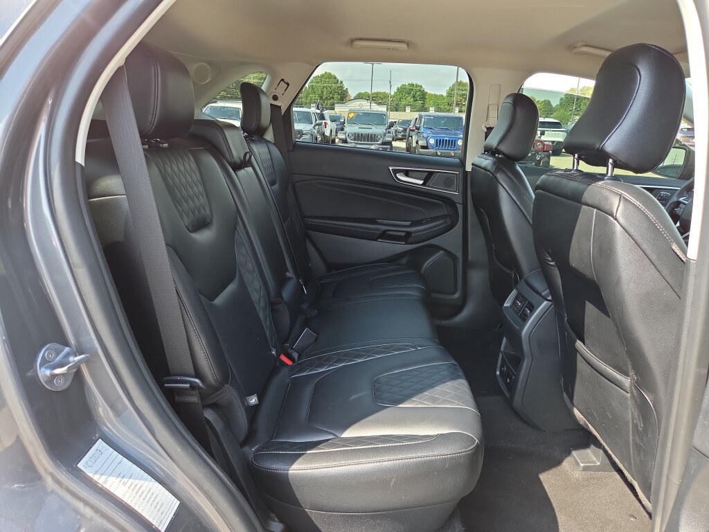 Used 2024 Ford Edge Titanium AWD/4WD image 14