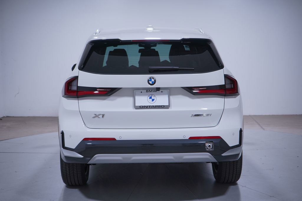 New 2026 BMW X1 xDrive28i image 5