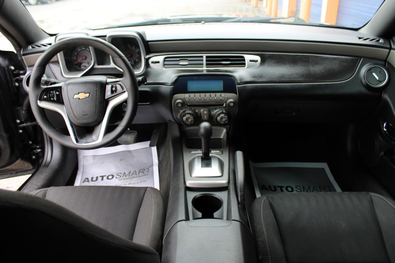 Used 2014 Chevrolet Camaro LS RWD image 40