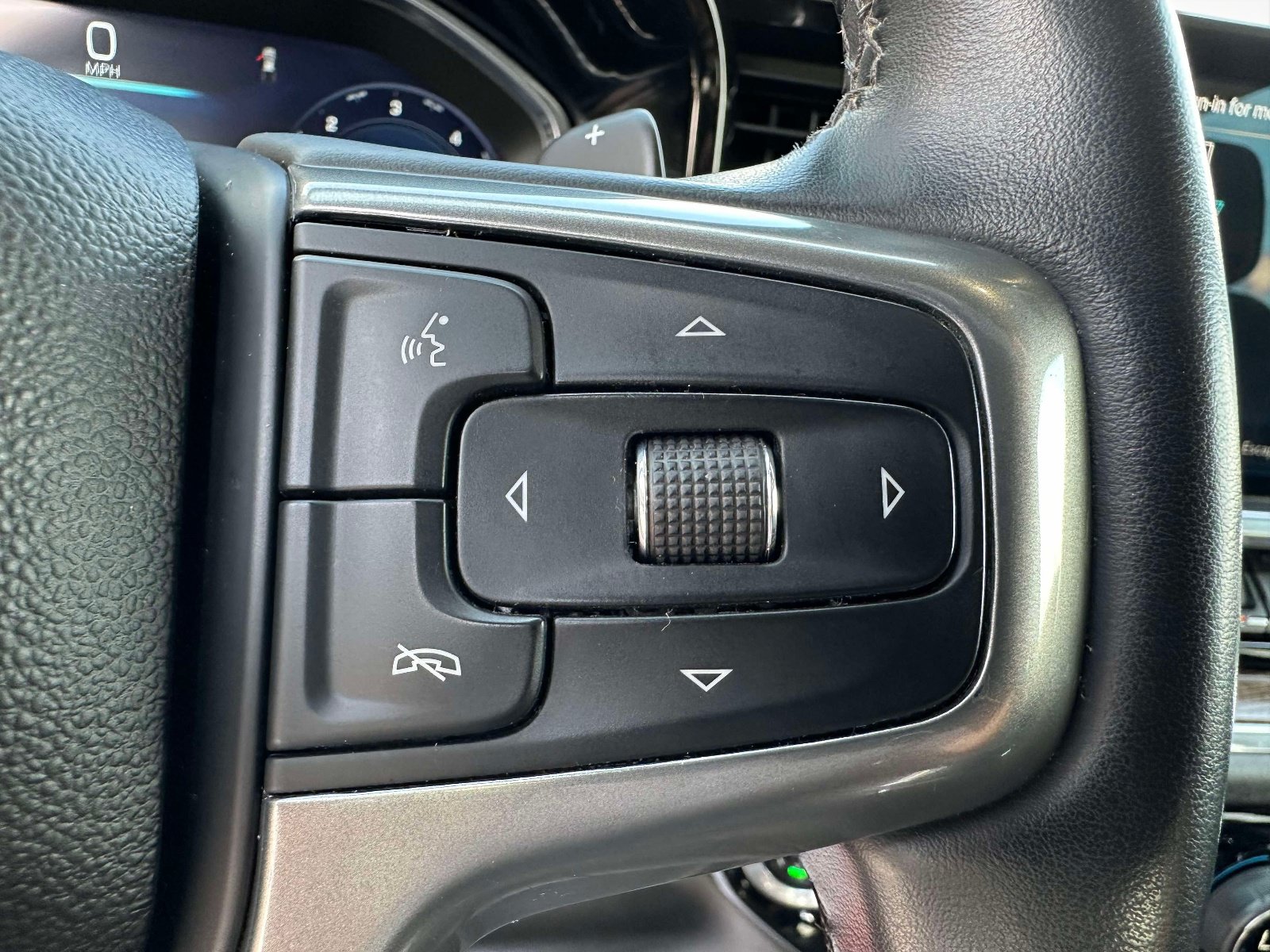 Used 2023 Chevrolet Silverado 1500 RST w/ Convenience Package II AWD/4WD image 14