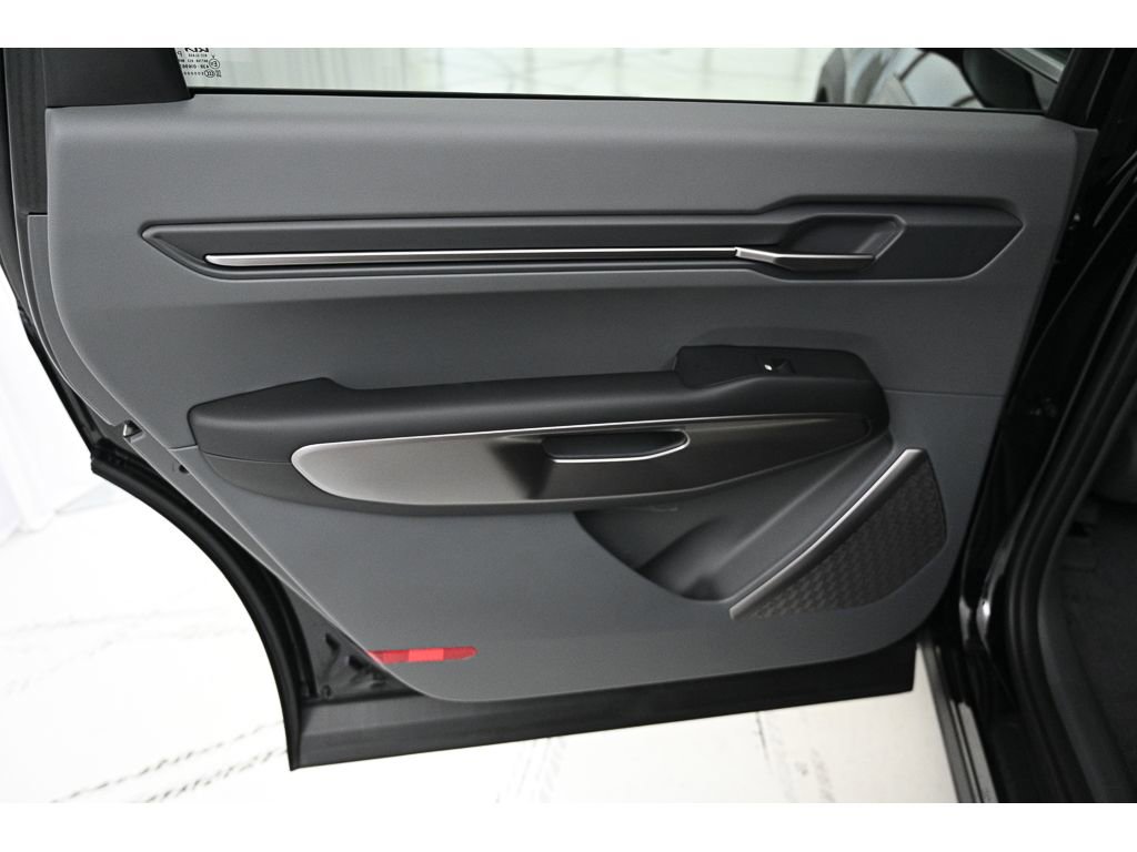 New 2026 Kia EV9 Wind image 11