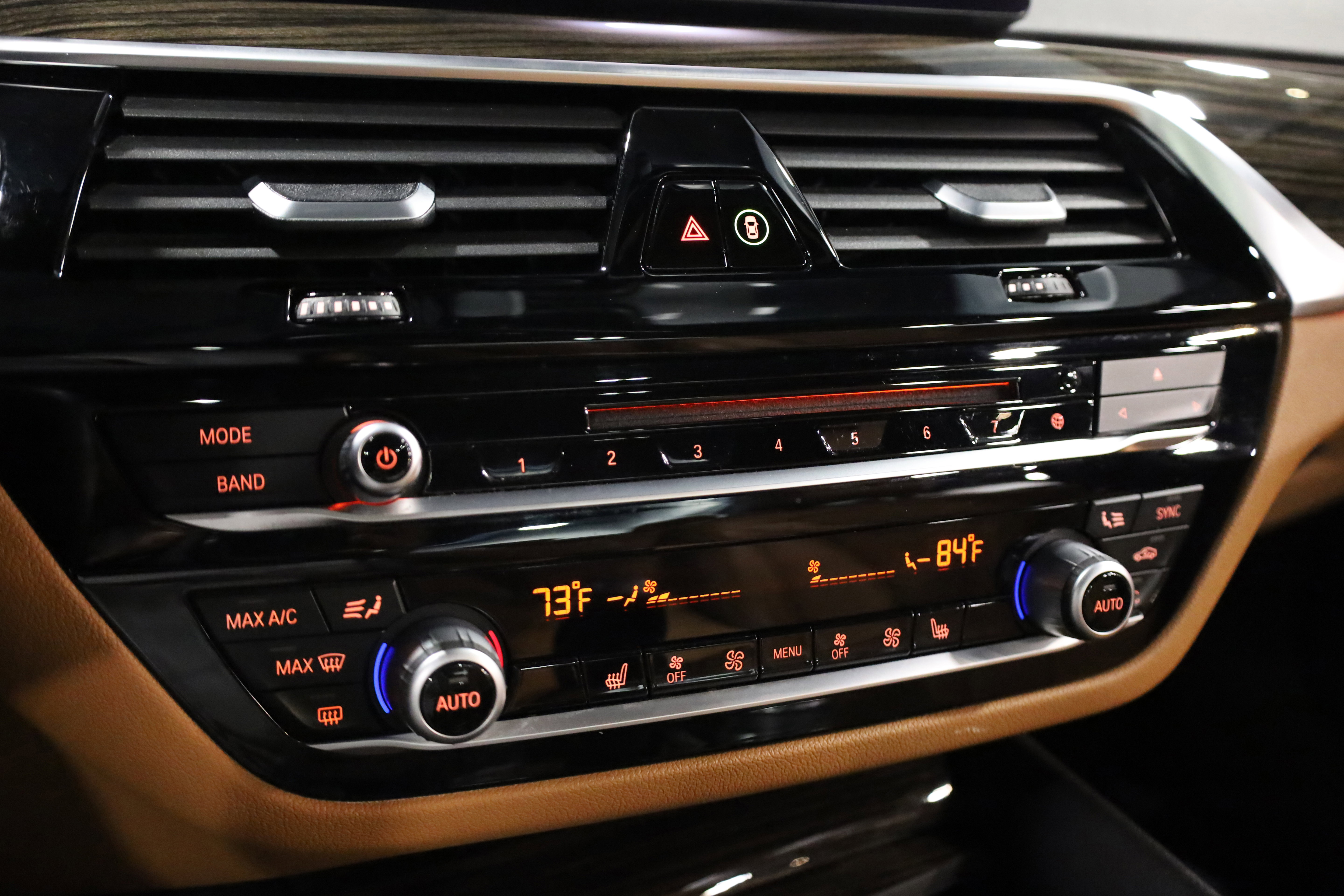 Used 2019 BMW 540i xDrive w/ Convenience Package image 30