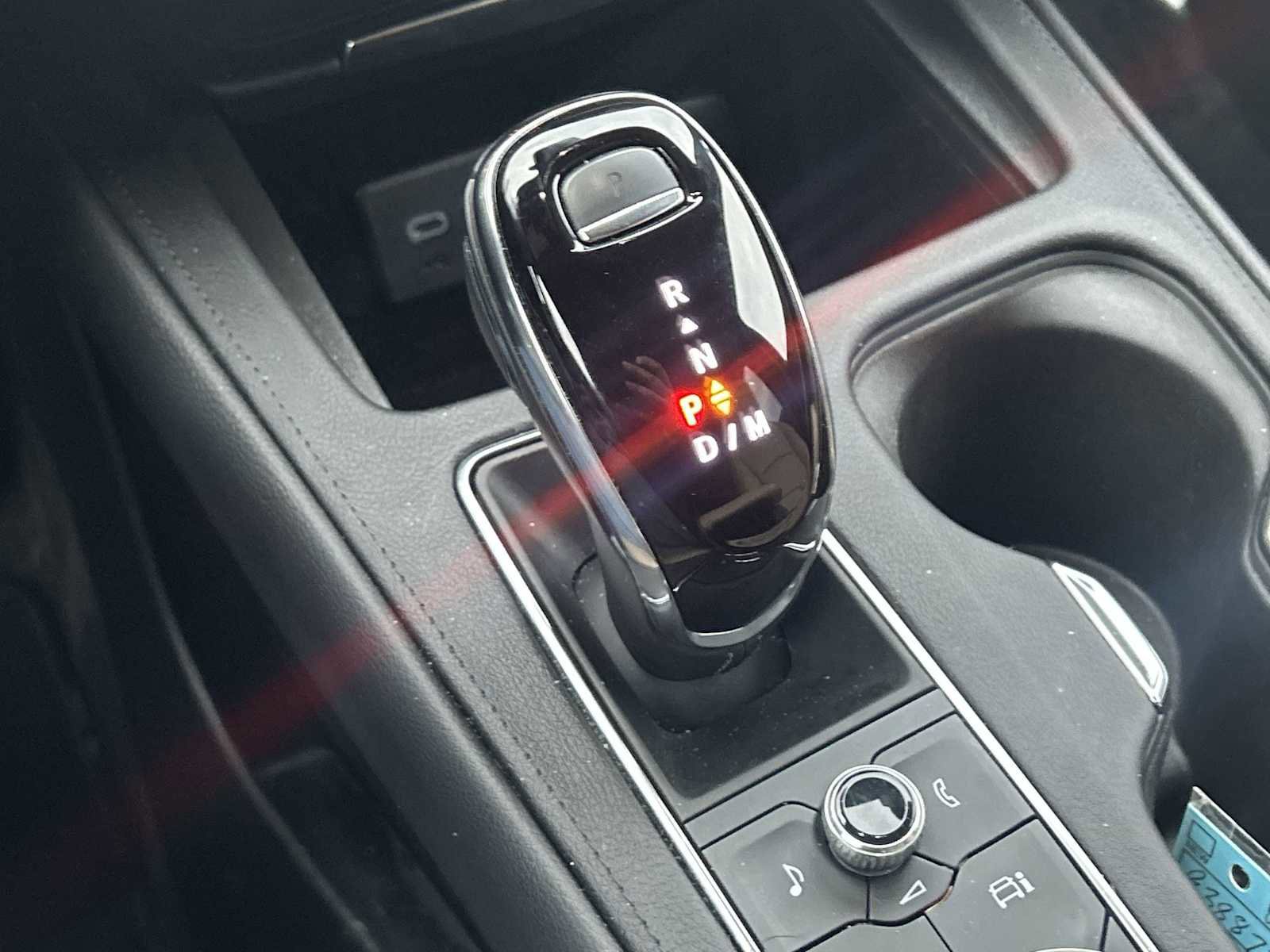 Certified 2024 Cadillac XT4 Luxury w/ Cold Weather Package image 15