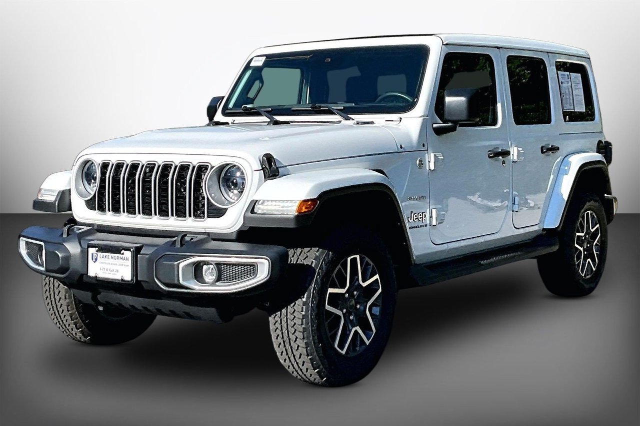 Used 2024 Jeep Wrangler Unlimited Sahara w/ Technology Group AWD/4WD image 4