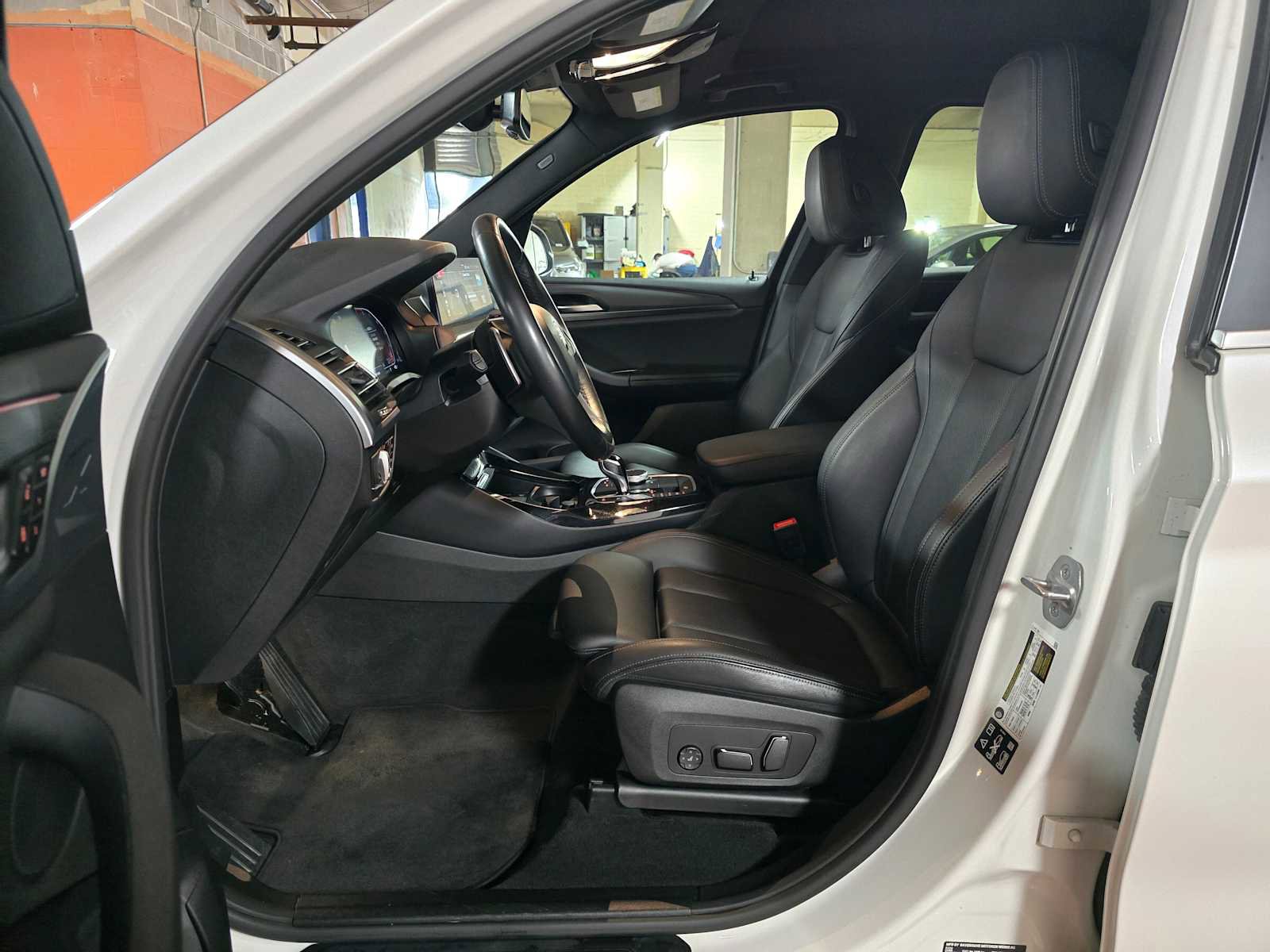 Used 2024 BMW X3 xDrive30i image 28