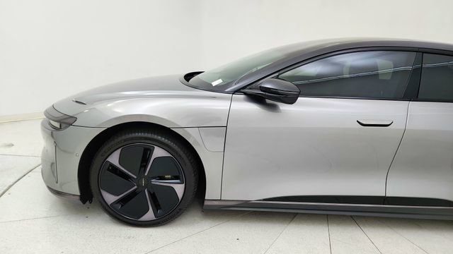 Used 2024 Lucid Air Touring image 9