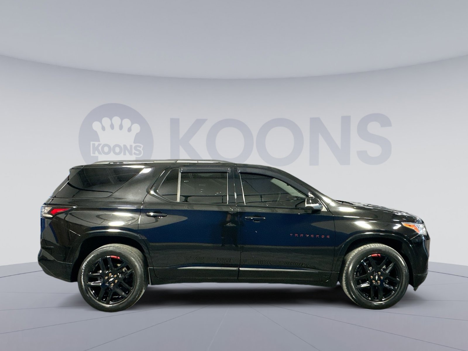 Used 2021 Chevrolet Traverse Premier w/ Redline Edition image 8
