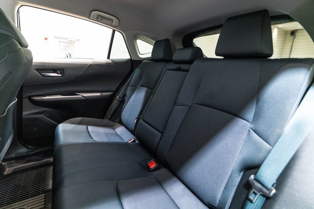 Certified 2024 Toyota Venza LE AWD/4WD image 29