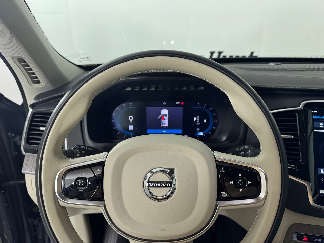 Used 2023 Volvo XC90 B6 Ultimate w/ Protection Package Premier AWD/4WD image 23