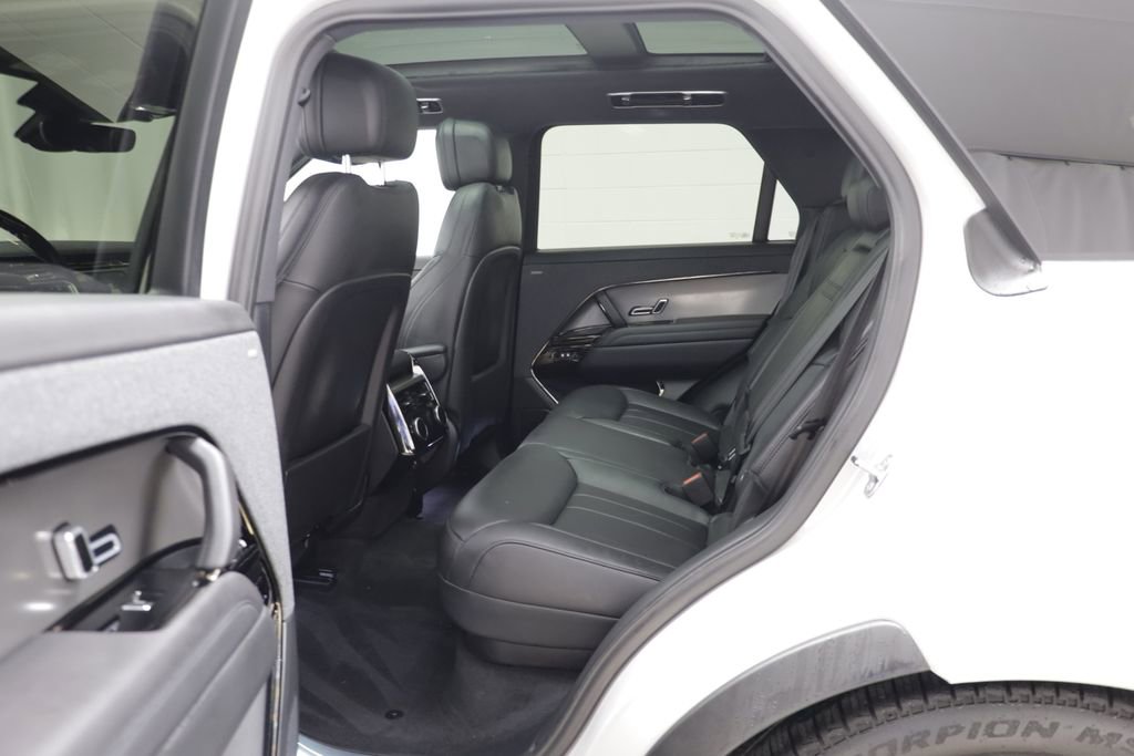 Certified 2025 Land Rover Range Rover Sport SE AWD/4WD image 14