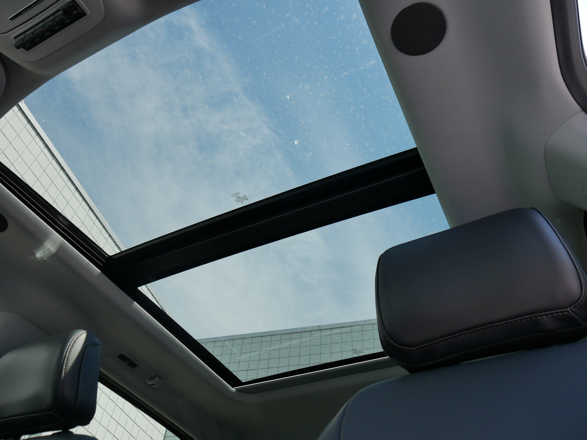 New 2025 Ford F350 Lariat w/ Lariat Ultimate Package image 5