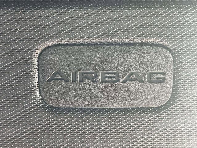 Used 2024 Jeep Grand Cherokee L Laredo image 32