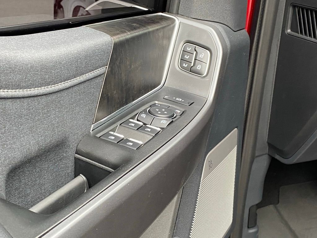 Used 2025 Ford F250 Lariat w/ Chrome Package image 11