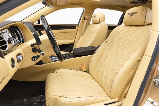 Used 2015 Bentley Flying Spur W12 image 8