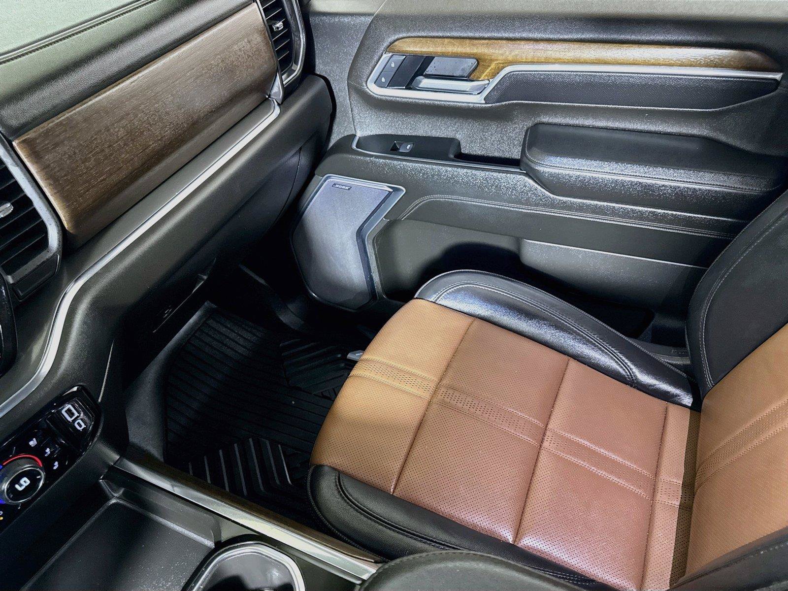 Certified 2025 Chevrolet Silverado 2500 High Country w/ Technology Package AWD/4WD image 22