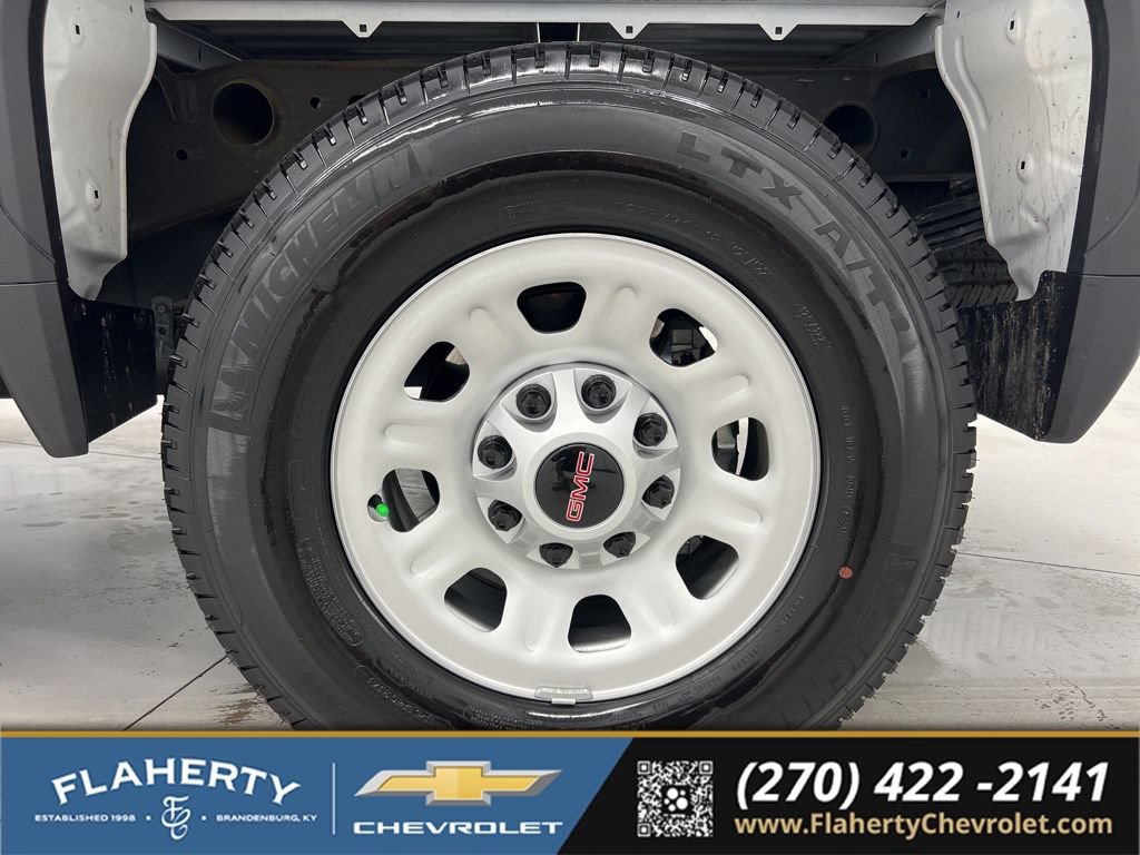 Used 2025 GMC Sierra 2500 Pro w/ 1SA Pro Safety Plus Package AWD/4WD image 20