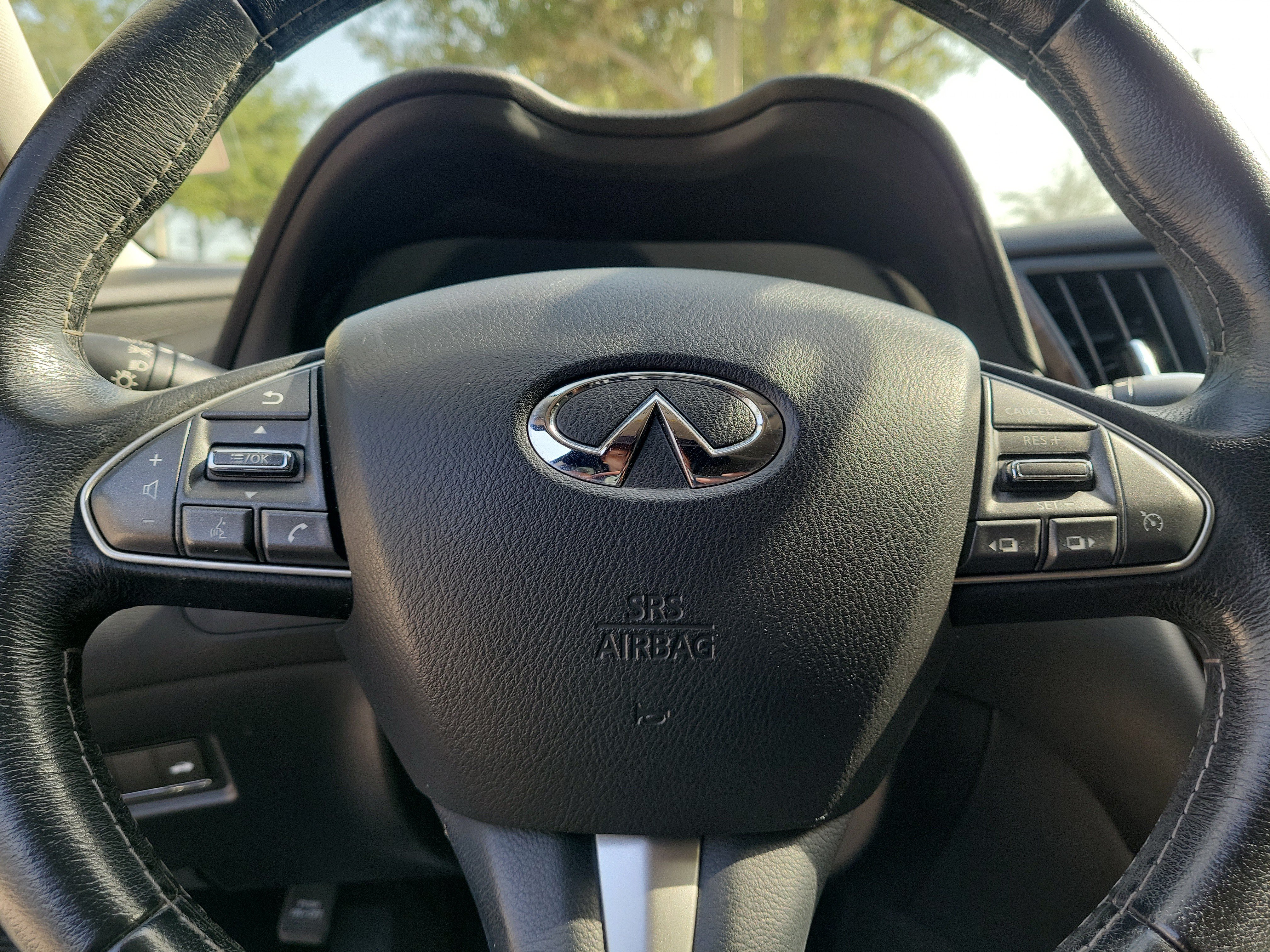 Used 2015 INFINITI Q50 Premium w/ Deluxe Touring Package RWD image 22