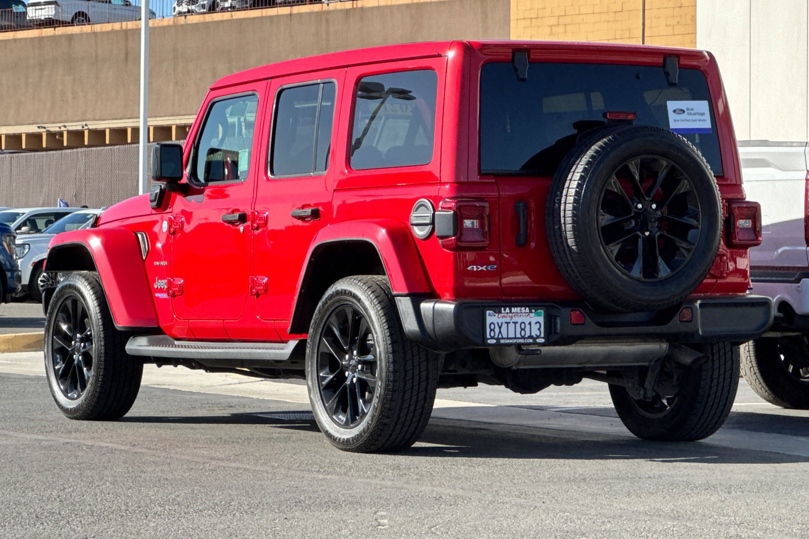 Used 2021 Jeep Wrangler Unlimited Sahara AWD/4WD image 5
