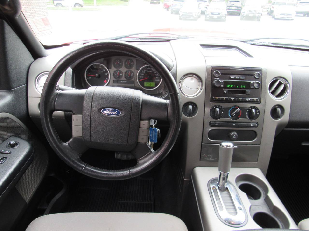 Used 2005 Ford F150 XLT AWD/4WD image 5