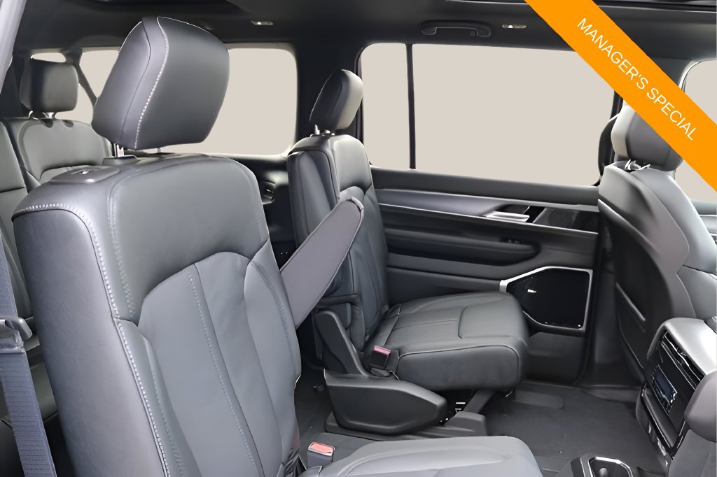 New 2026 Jeep Grand Wagoneer L Limited w/ Premium Group II AWD/4WD image 86