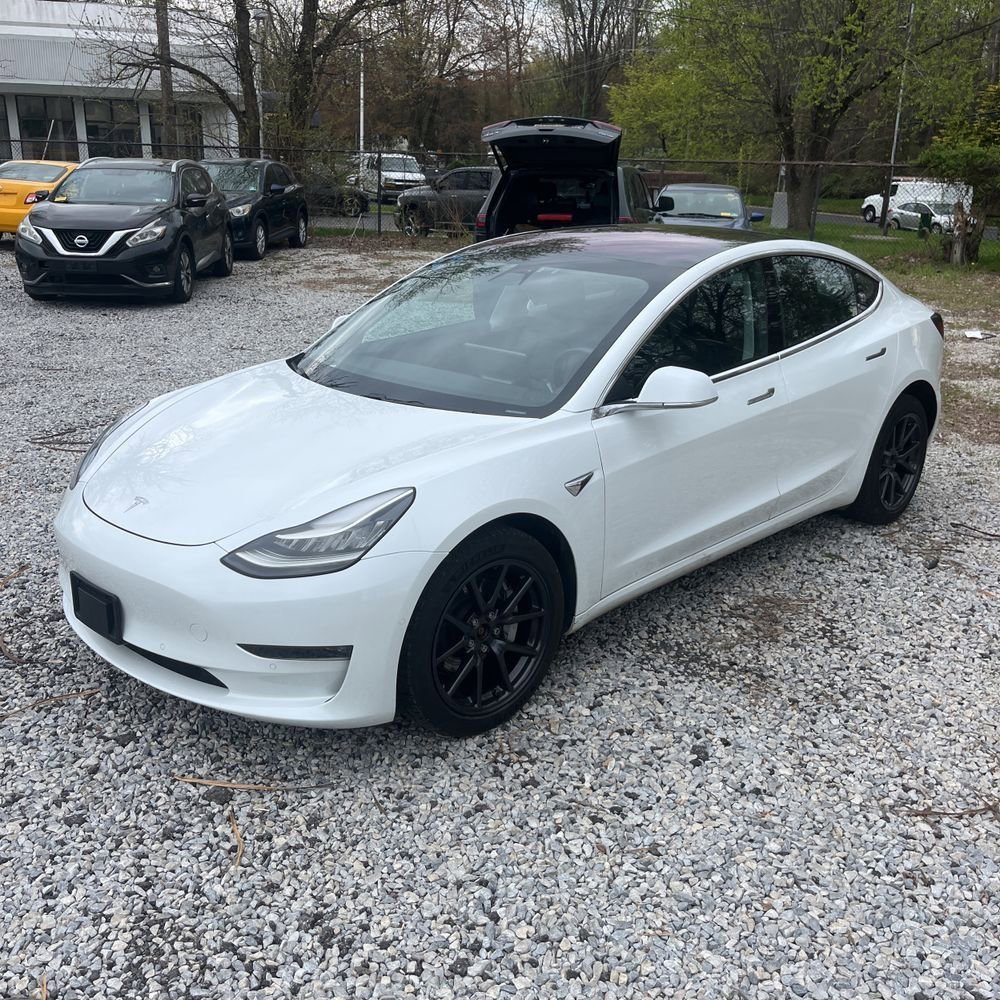 Used 2018 Tesla Model 3 Long Range AWD/4WD image 2