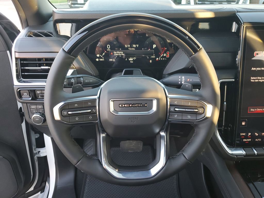 New 2026 GMC Yukon XL Denali w/ Denali Reserve Package image 18