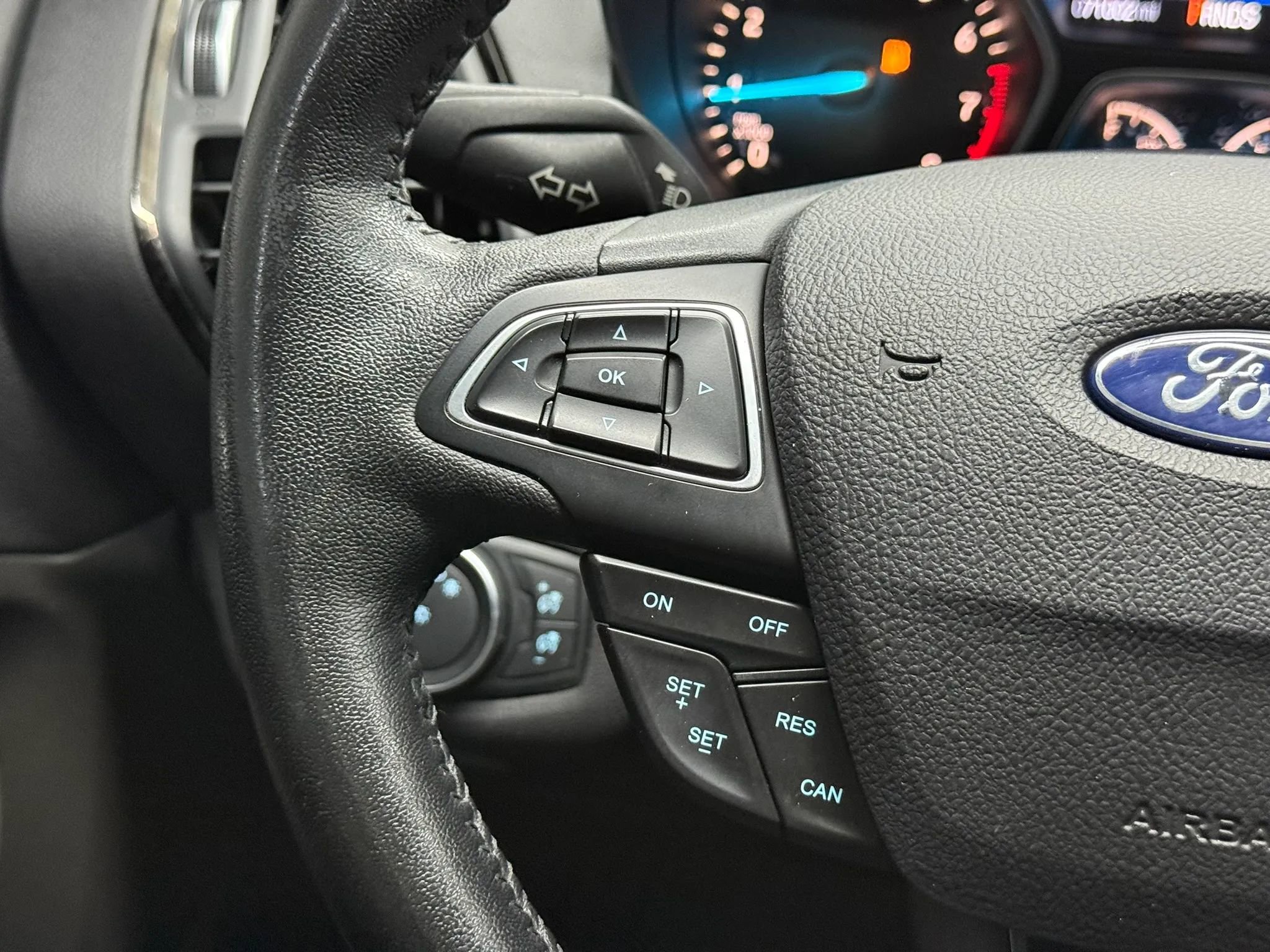 Used 2018 Ford Escape Titanium image 27