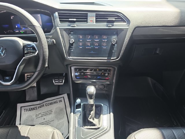 Used 2022 Volkswagen Tiguan SE R-Line FWD image 14