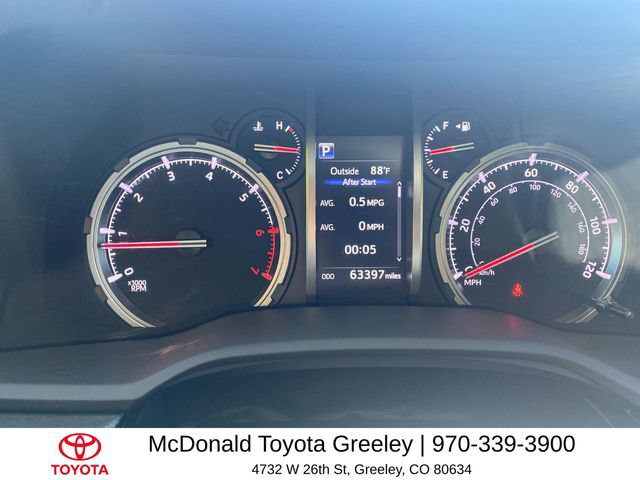 Used 2020 Toyota 4Runner Venture w/ Moonroof Package AWD/4WD image 15