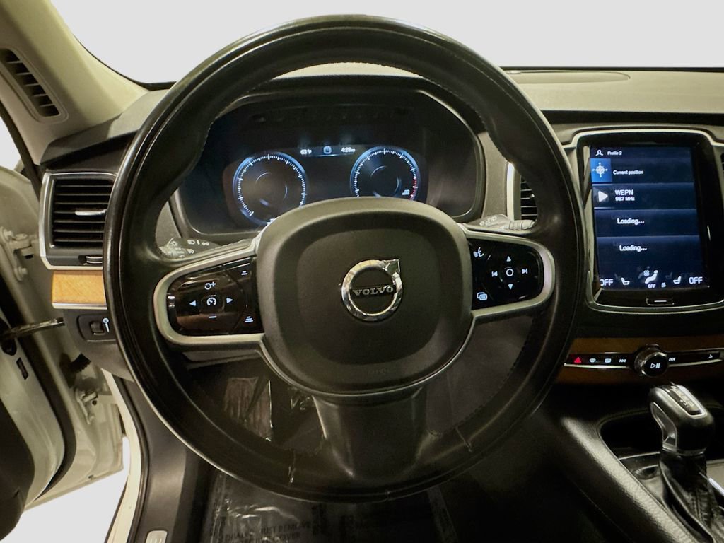 Used 2021 Volvo XC90 T6 Momentum w/ Protection Package Premier image 13
