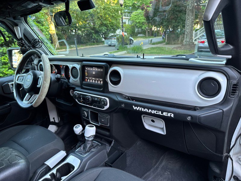 Used 2023 Jeep Wrangler Sport AWD/4WD image 31