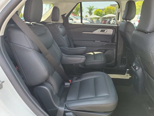 Used 2026 Ford Explorer Active w/ Active Comfort Package RWD image 18