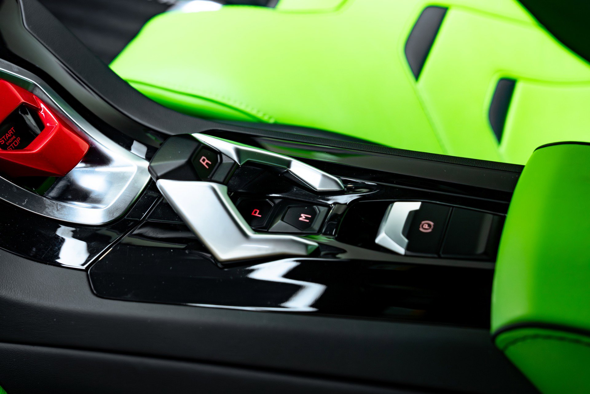 Used 2022 Lamborghini Huracan EVO RWD image 46