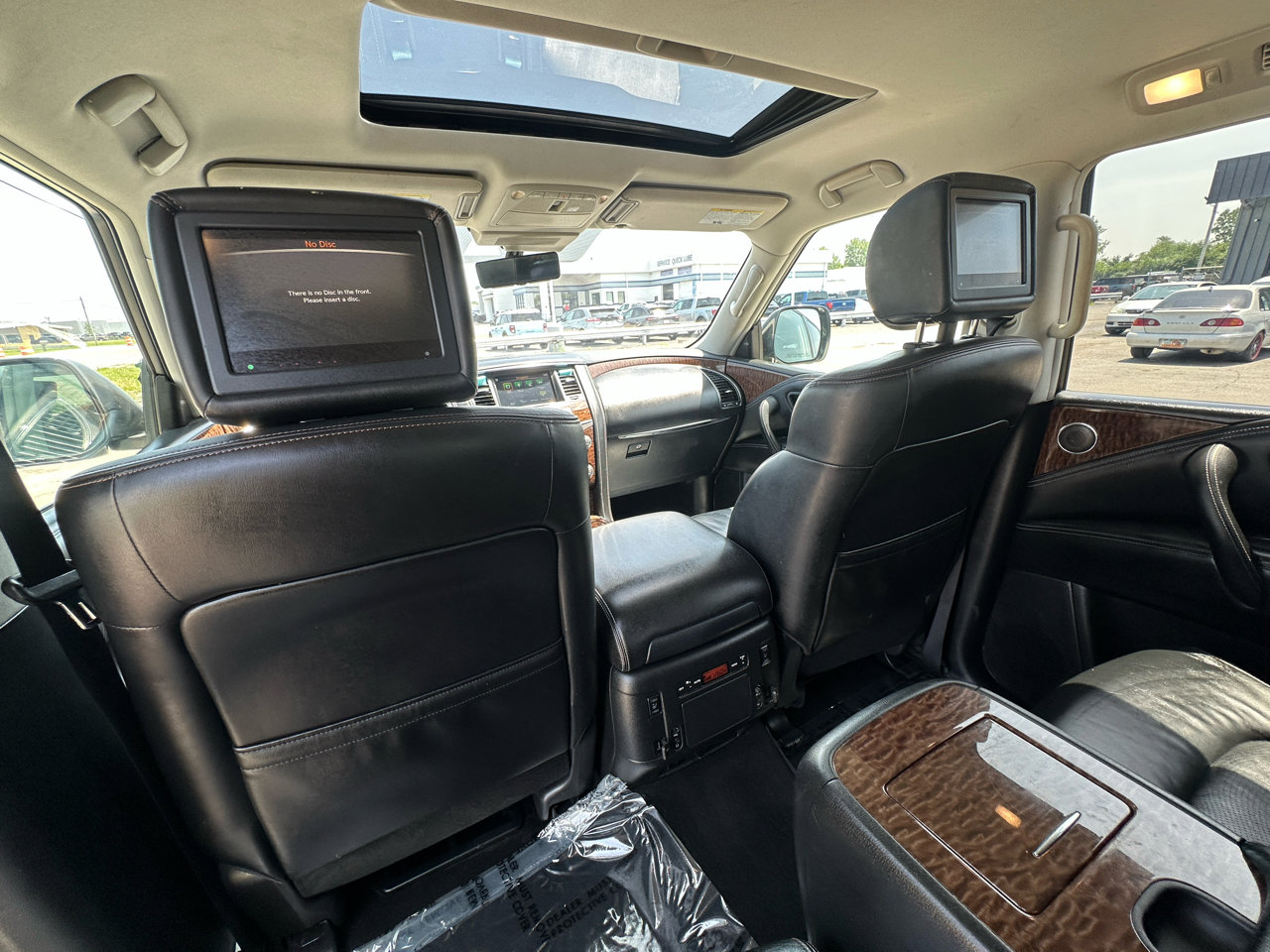 Used 2020 Nissan Armada Platinum w/ Captain's Chairs Package image 39