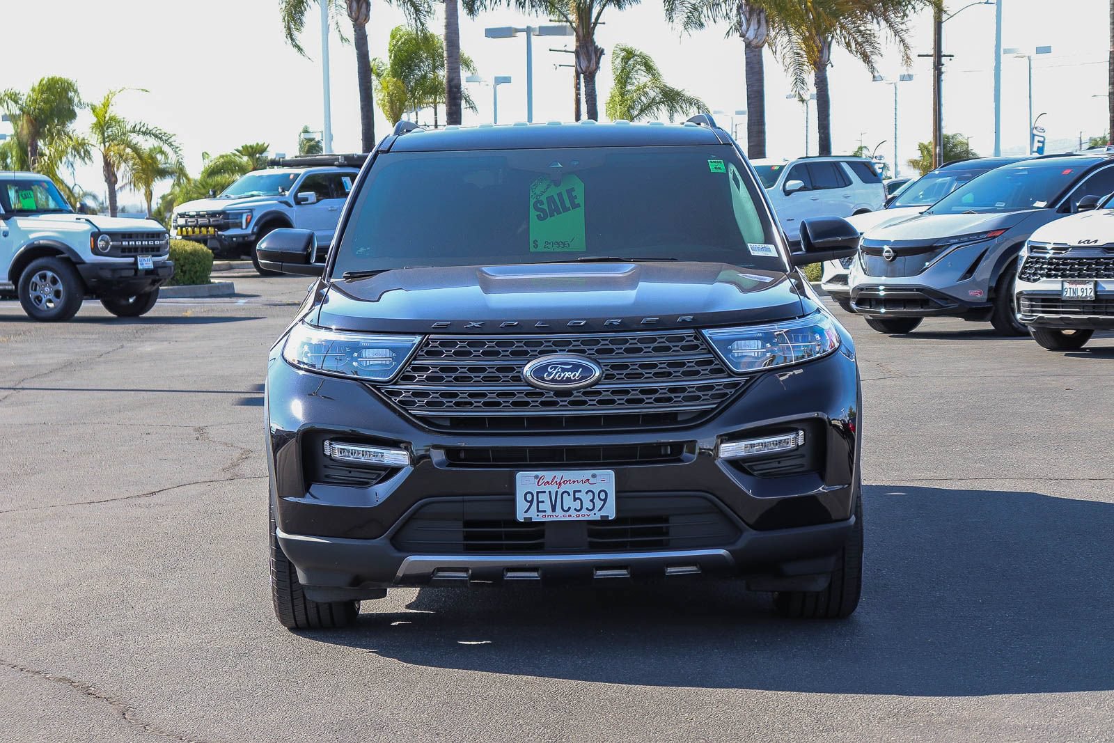 Certified 2022 Ford Explorer XLT w/ Equipment Group 202A RWD image 2