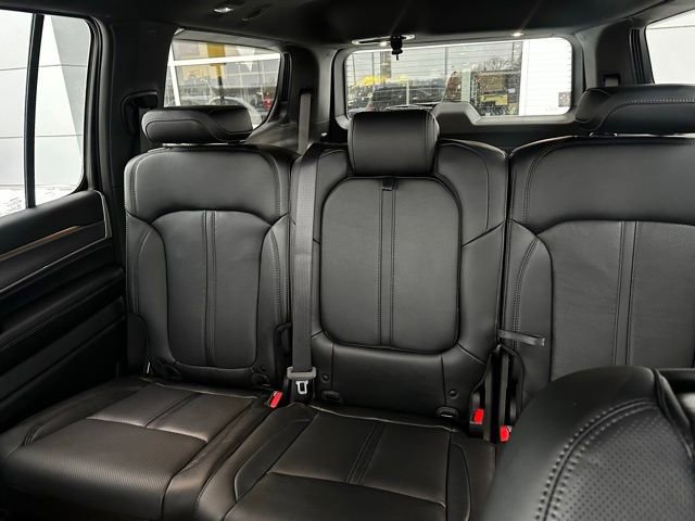 New 2026 Jeep Grand Wagoneer Limited w/ 8-Passenger Seating Package image 30