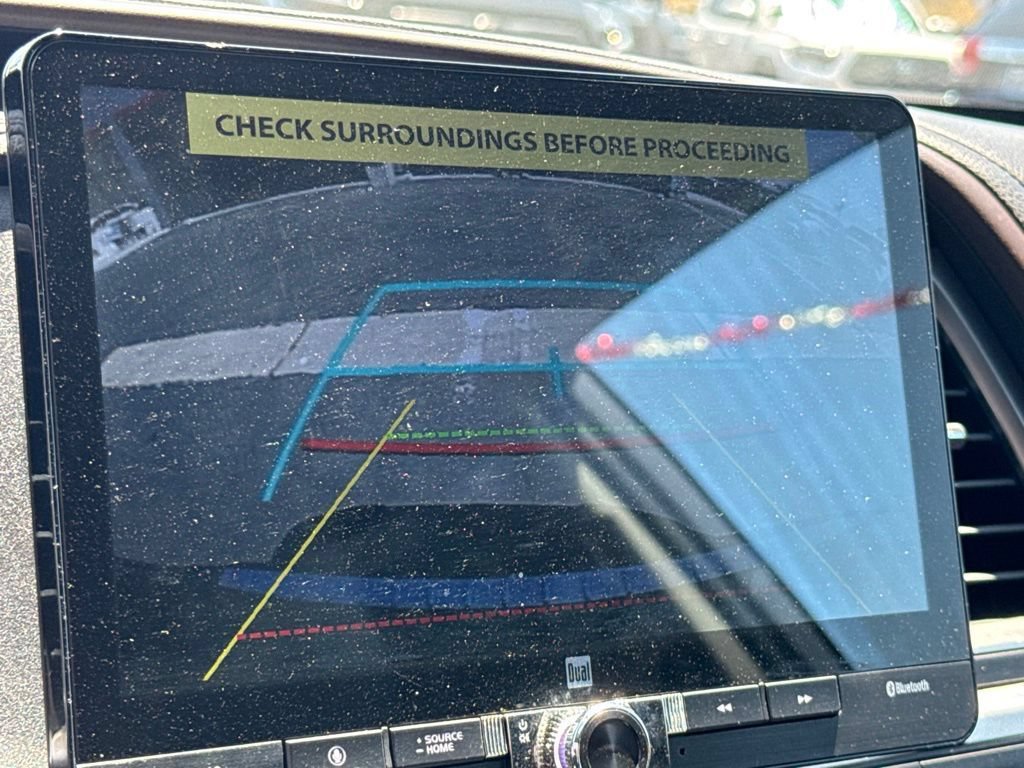 Certified 2019 Toyota Highlander Plus w/ Carpet Mat Package (TMS) AWD/4WD image 32