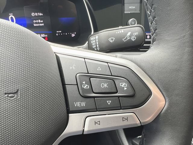 Used 2024 Volkswagen Jetta SE FWD image 25