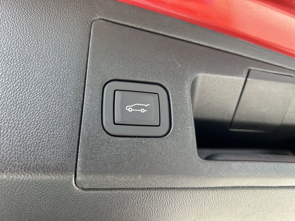 New 2026 Cadillac XT5 Premium Luxury image 11