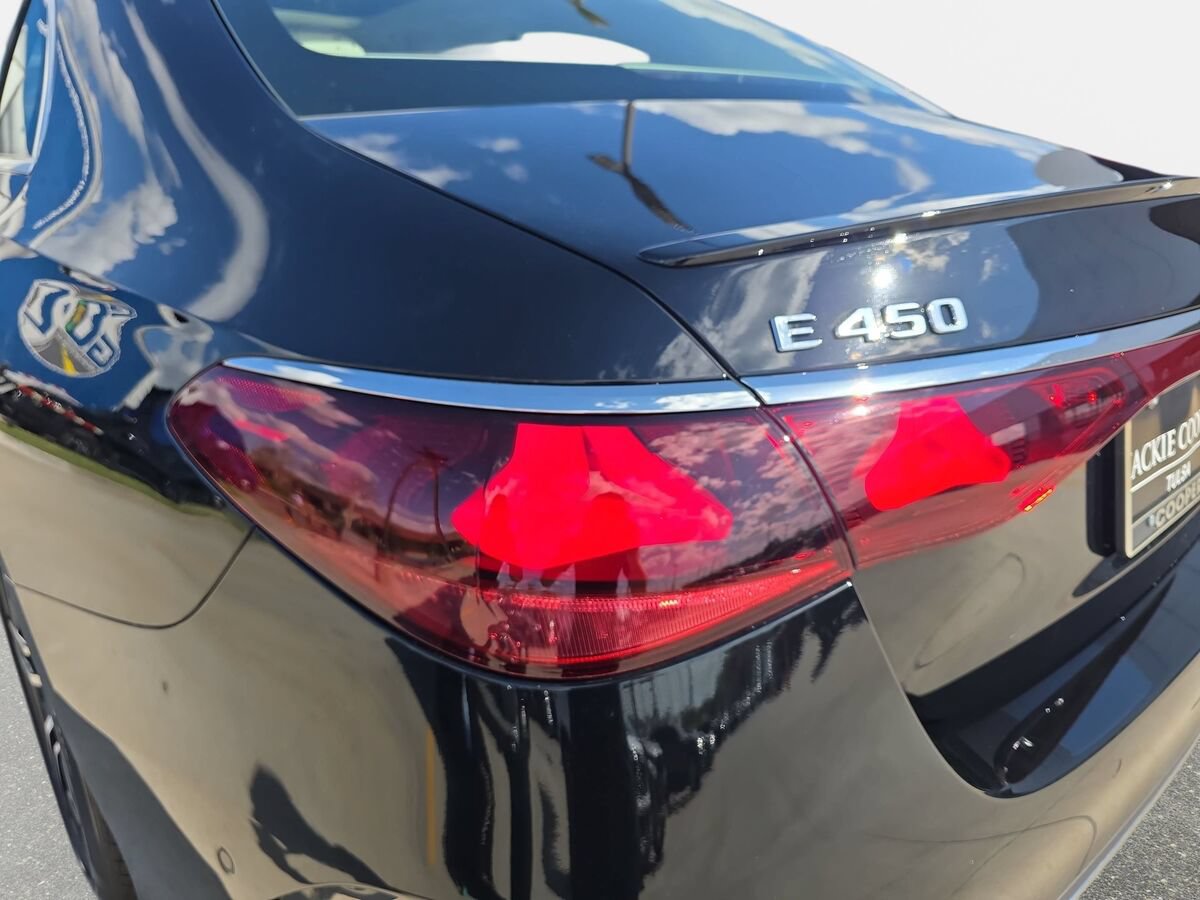 New 2026 Mercedes-Benz E 450 4MATIC Sedan image 32