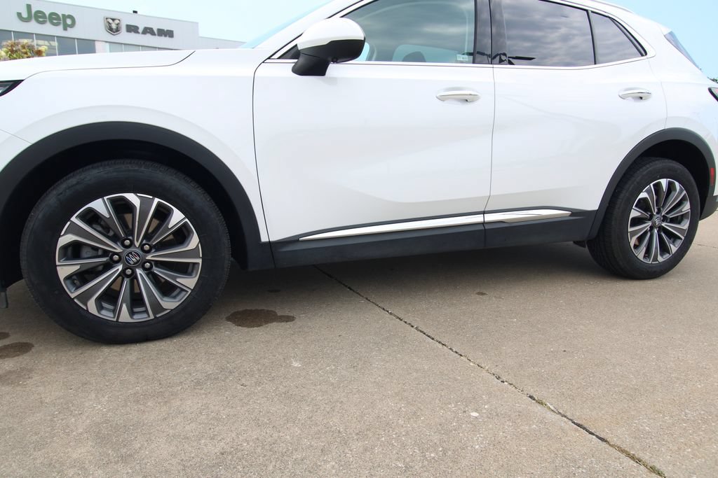 Used 2024 Buick Envision Preferred AWD/4WD image 10