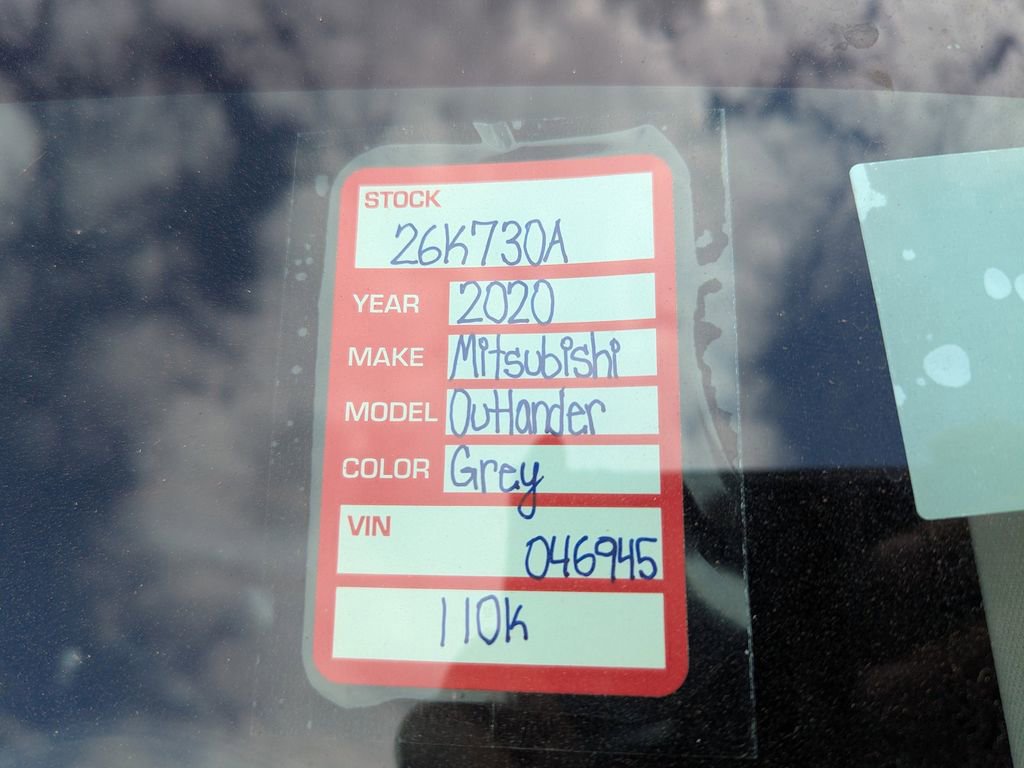 Used 2020 Mitsubishi Outlander ES image 11