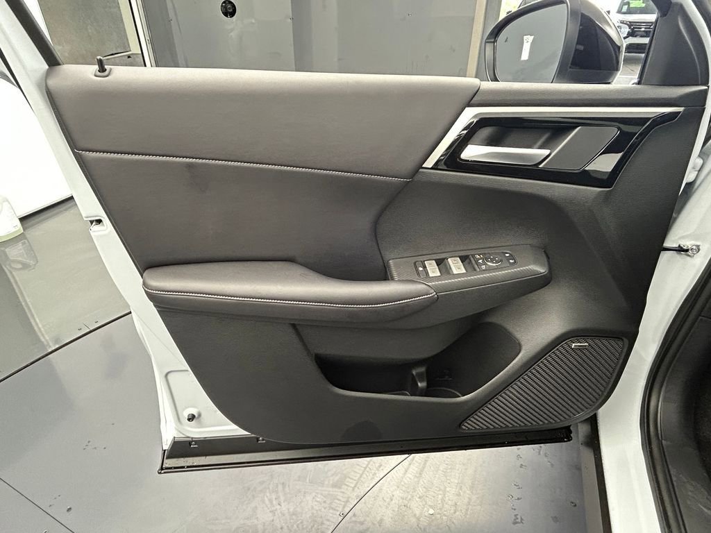 New 2026 Mitsubishi Outlander Trail Edition image 11