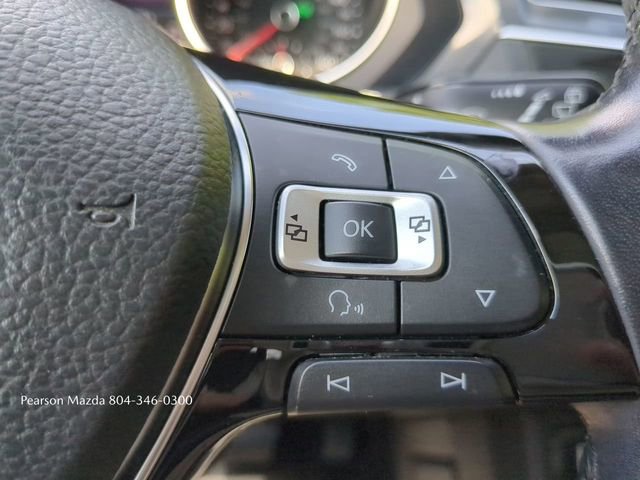 Used 2018 Volkswagen Tiguan SE w/ Panoramic Sunroof Package AWD/4WD image 26