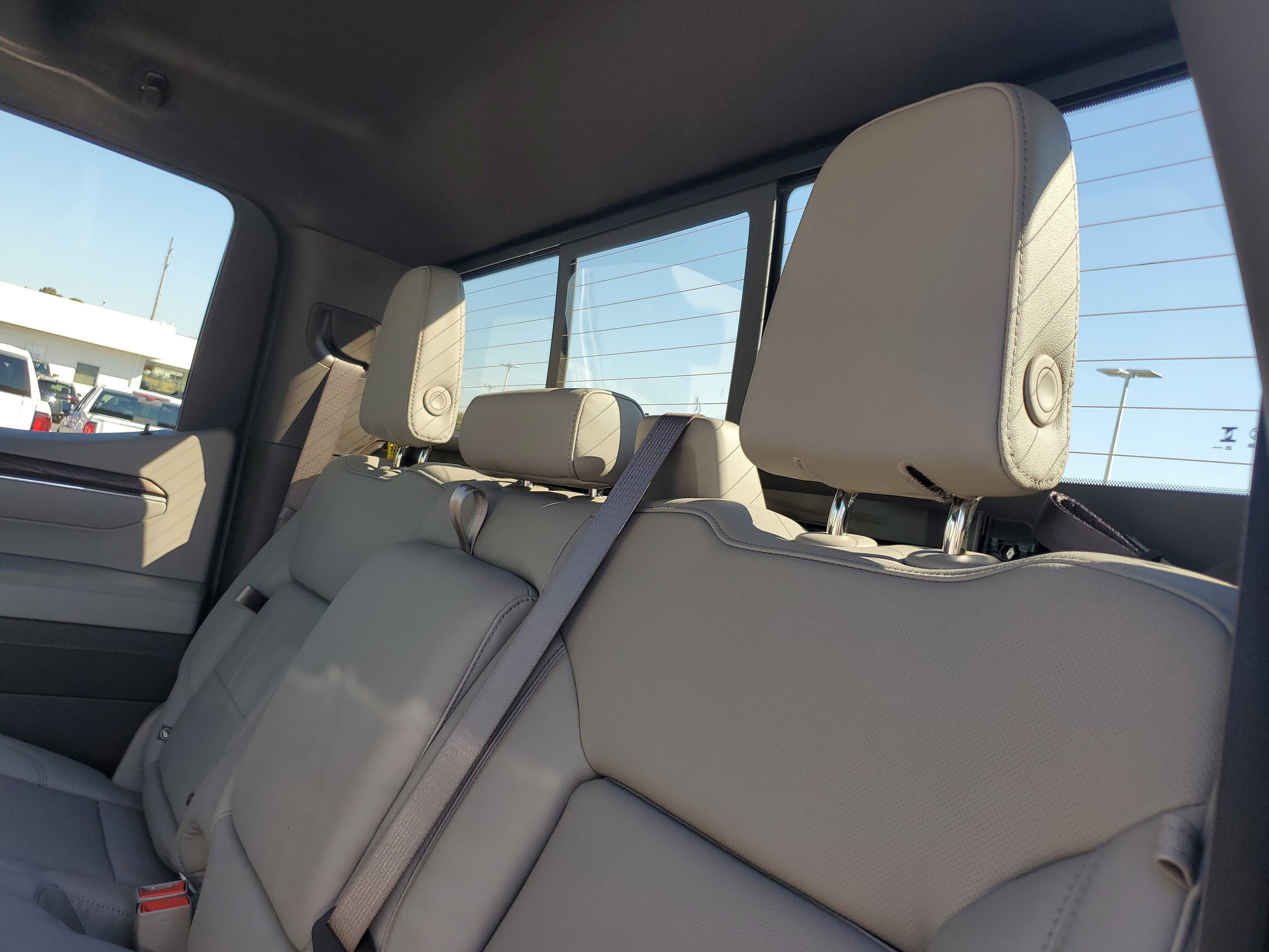 New 2026 GMC Sierra 1500 SLT image 11