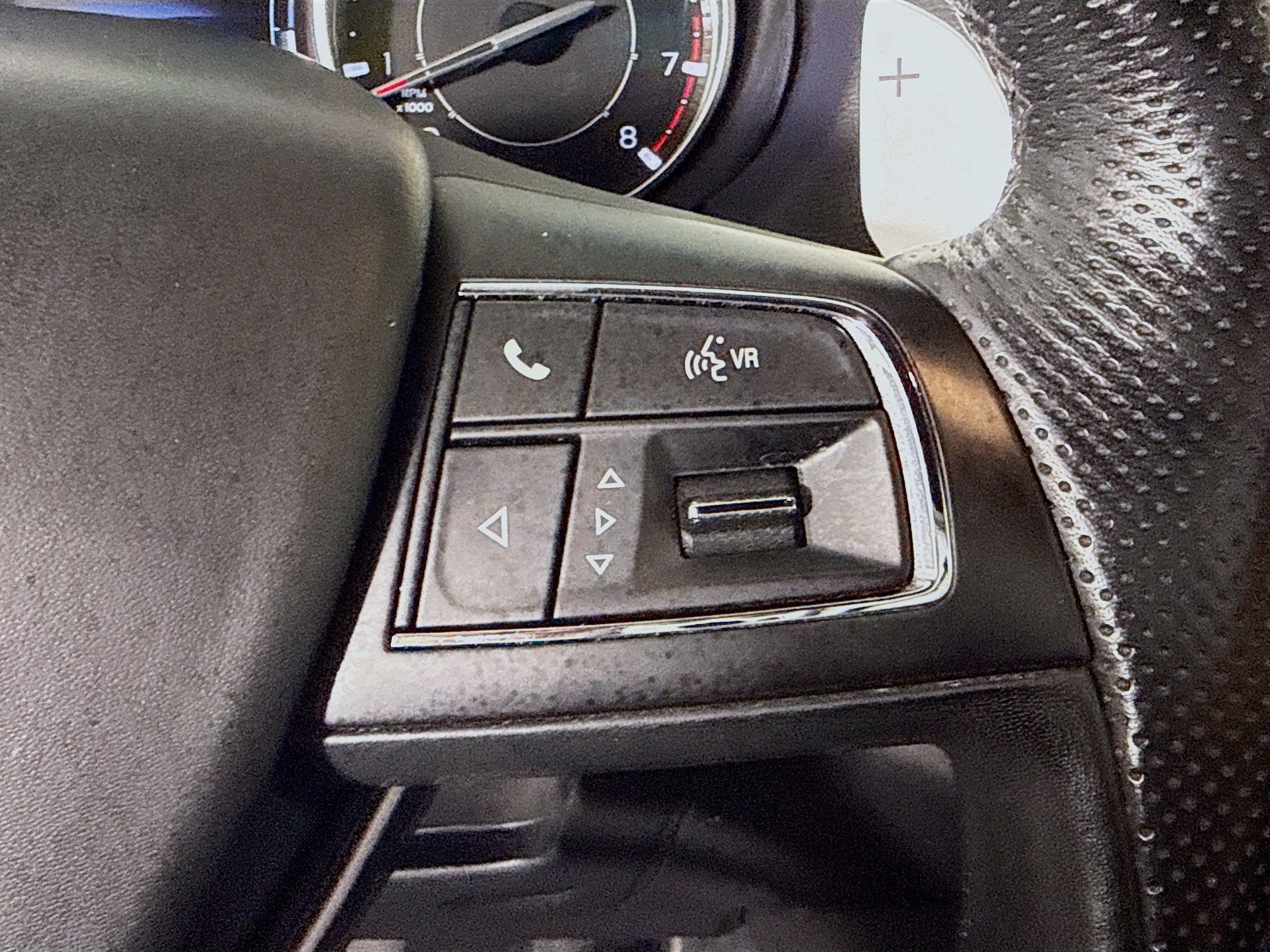 Used 2023 Maserati Levante GT AWD/4WD image 15