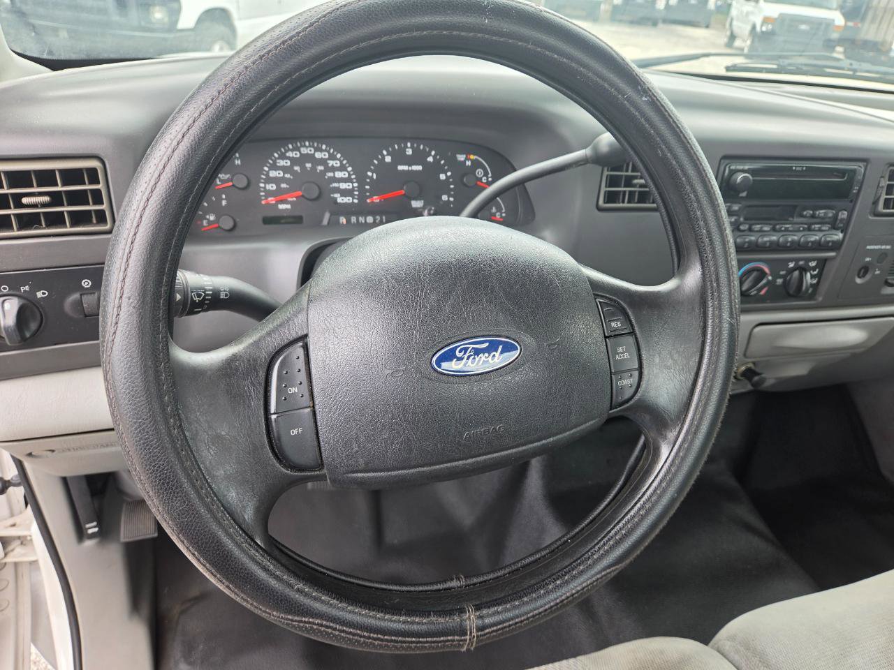 Used 2003 Ford F250 XLT RWD image 11