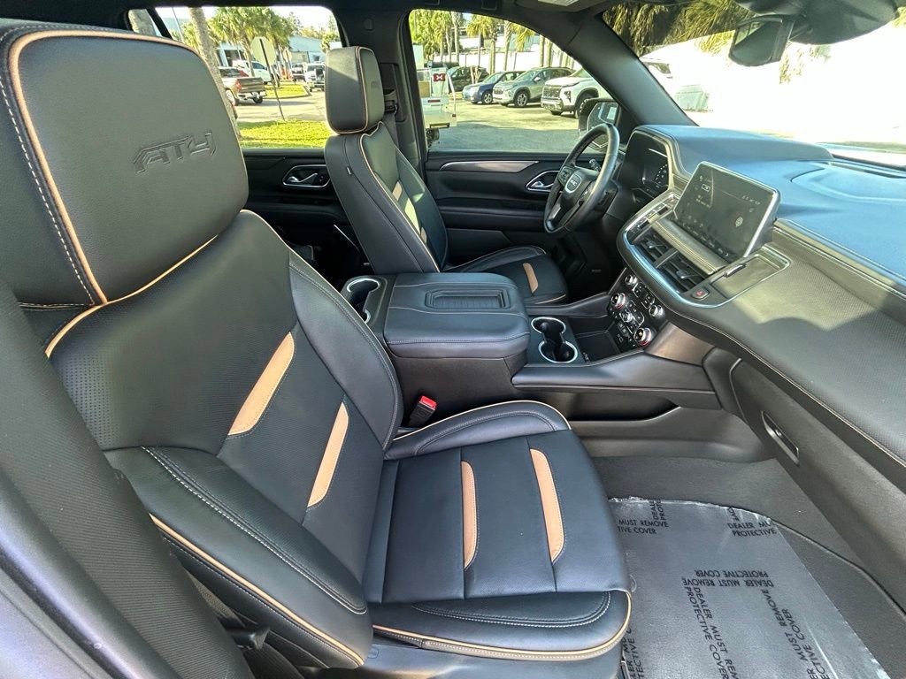 Used 2024 GMC Yukon AT4 w/ AT4 Premium Package image 23